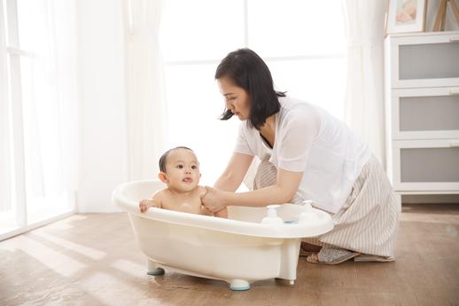 属鼠女和属狗男好不好