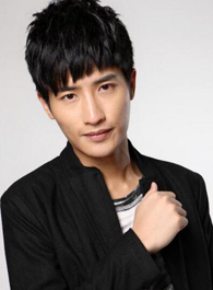 李玉龙